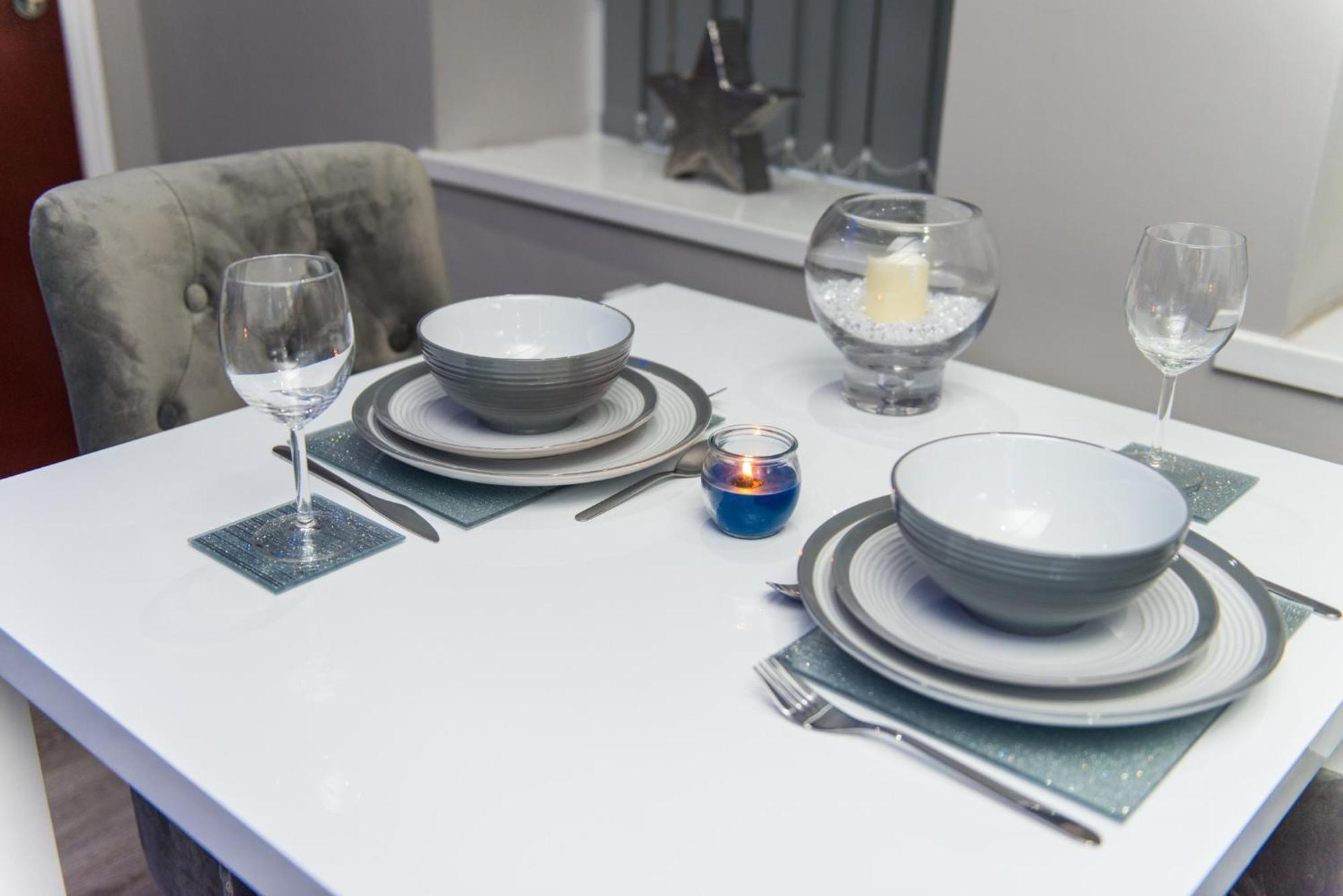 Aphrodite Suites Χάντερσφιλντ Δωμάτιο φωτογραφία